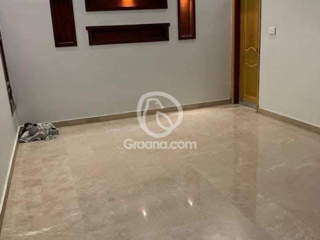 280 Yd² Lower portion for Rent