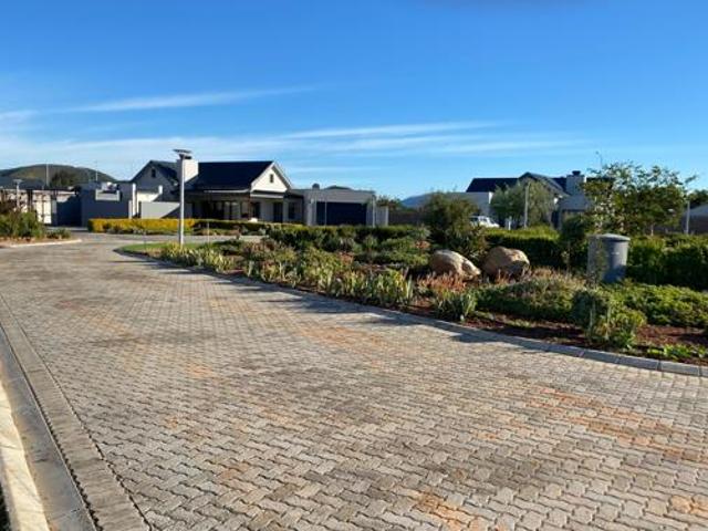 281 m² Land available in Robertson