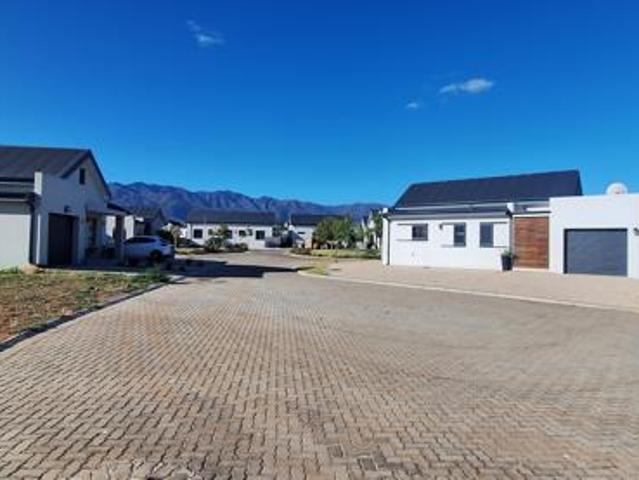 281 m² Land available in Robertson