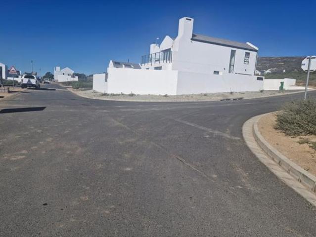 281 m² Land available in St Helena Views