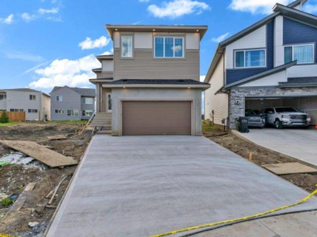 2824 Street Nw, Edmonton, AB, T6M 3B1 house for sale | Listing ID E4501 | Royal LePage