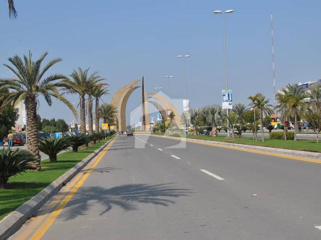 282 Sqft Shop For Sale In Sector B Bahria Town Lahore