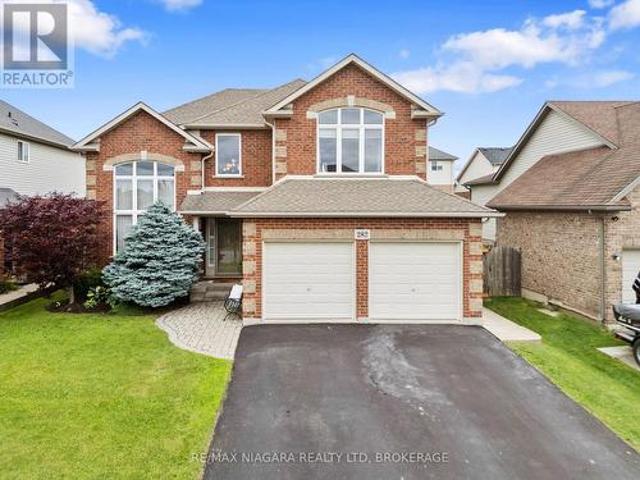 282 Winterberry Boulevard, Thorold Confederation Heights, ON, L2V 5E5 house for sale | Listing ID X13540 | Royal LePage