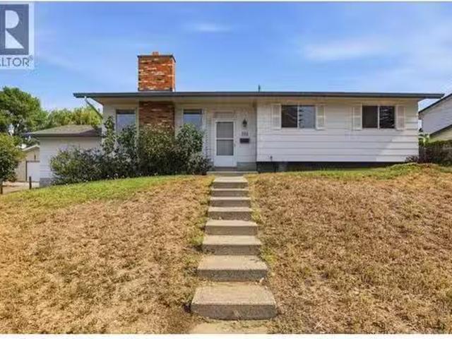 284 Arrowstone Drive, Kamloops, BC, V2C 1P7 house for sale.