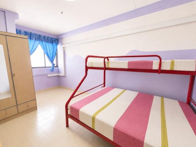 284 Yishun Avenue 6 HDB Apartment For Sale, $420,000, 2 Bed 2 Bath 797 sqft $527.00 psf