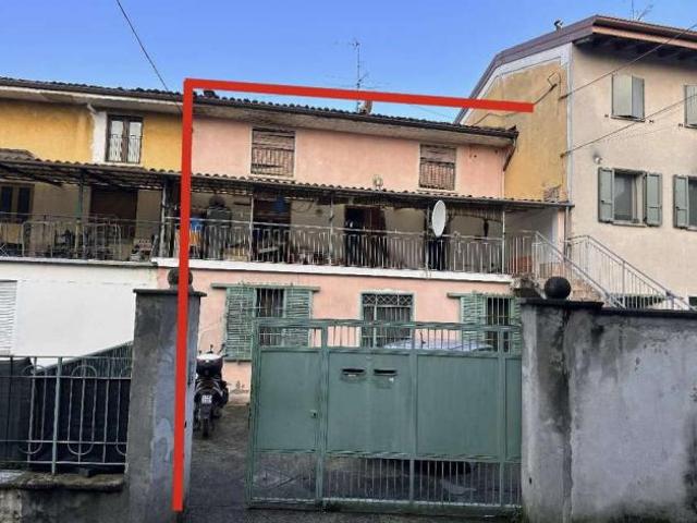 285/2025 U BS due unit abitative con sottotetto in asta a Manerbio