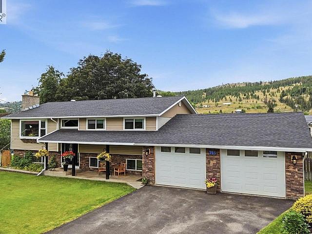 285 Huckleberry Place Kamloops, British Columbia