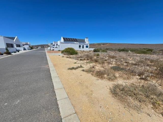 285 m² Land available in Britannia Bay