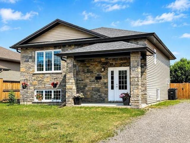 287 Cougar Crescent, Thunder Bay, ON, P7C 0B1 house for sale | Listing ID TB2601 | Royal LePage