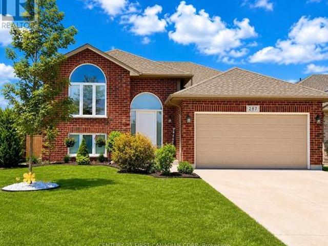 287 Evergreen Trail, Petrolia, ON, N0N 1R0 house for sale | Listing ID X13430 | Royal LePage