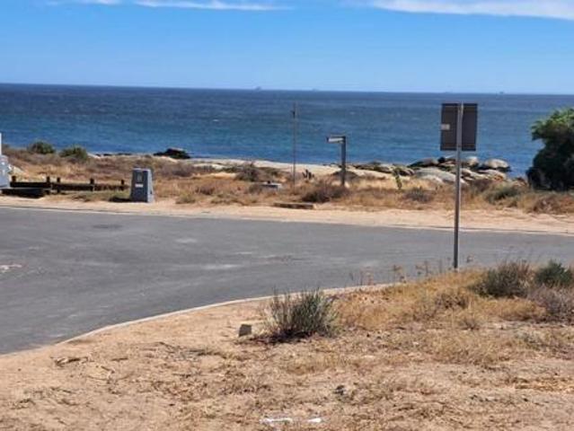 287 m² Land available in St Helena Views