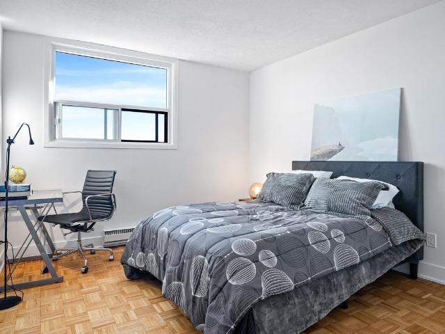 2880 2900 Carling Avenue 1 Bedroom Apartment for Rent at 2880 Carling Ave, Ottawa, ON K2B 7Z1 Michelle Heights