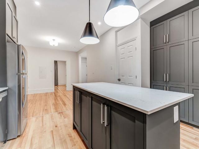288 Arlington Avenue 2 Bedroom Apartment for Rent at 288 Arlington Ave, Ottawa, ON K1R 5T2 Centretown