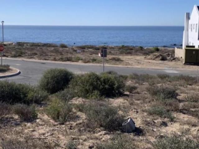 288 m² Land available in St Helena Views