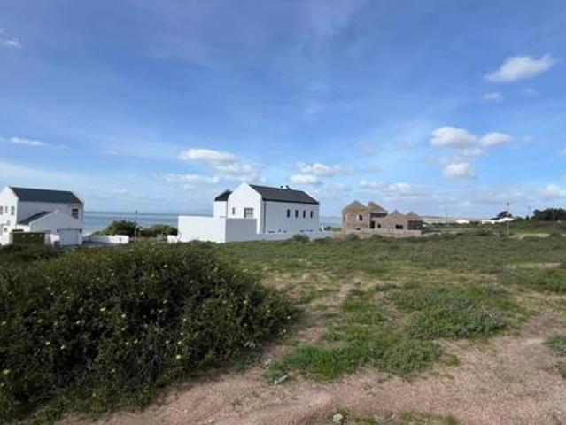288 m² Land available in St Helena Views