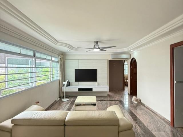288C Bukit Batok Street 25 HDB Apartment For Sale, $638,000, 3 Bed 2 Bath 1,001 sqft $637.00 psf
