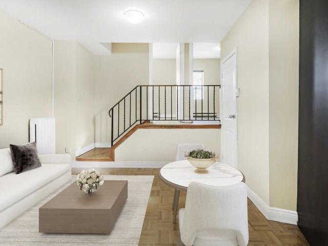 2897 2901 Dundas Street West & 224 230 Mavety Street 2 Bedroom Apartment for Rent at 2901 2897 2901 Dundas Street West, Toronto, ON M6P 1Z1 The Junction