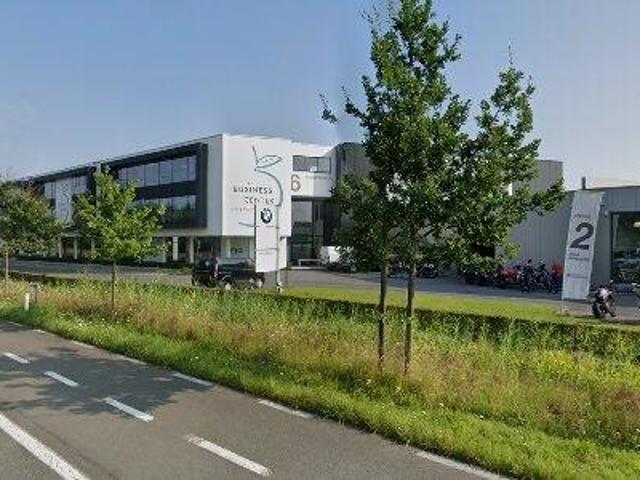289 475 m2 office space for rent in Sint Niklaas