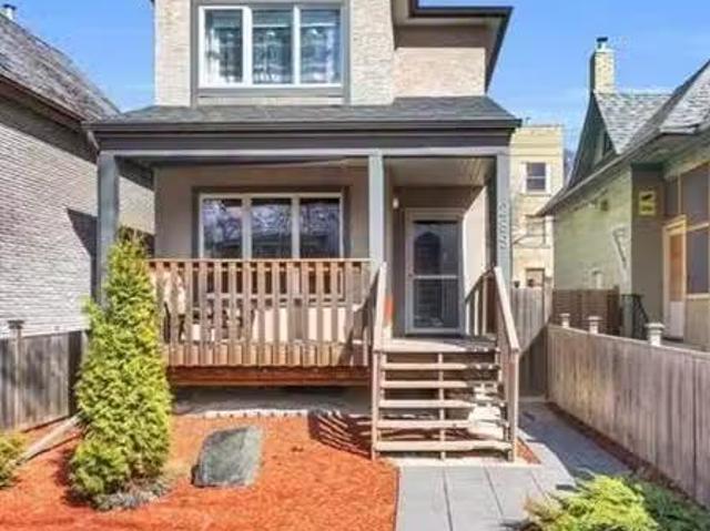 289 Simcoe St, Winnipeg, MB, R3G 1V9 house for sale Listing.