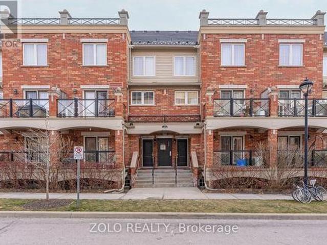 28 51 Hays Boulevard, Oakville, ON, L6H 0J1 townhouse for sale | Listing ID W13459 | Royal LePage