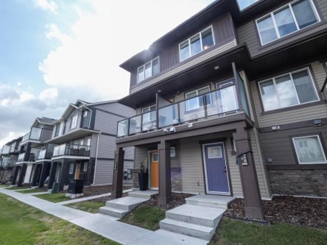 28 1530 Tamarack Bv Nw, Edmonton, AB, T6T 2E6 townhouse for sale | Listing ID E4504 | Royal LePage