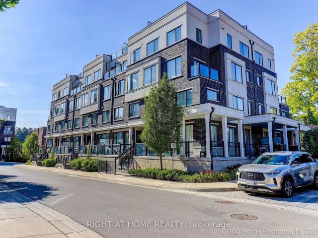 28 200 Alex Gardner Circle, Aurora | 3Beds/3Bath, Townhouse, $688,000 | Condos. Ca
