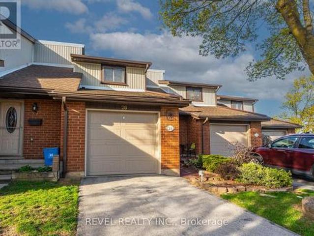 28 25 Redbury Street, Hamilton, ON, L8W 1P7 townhouse for sale | Listing ID X12118 | Royal LePage