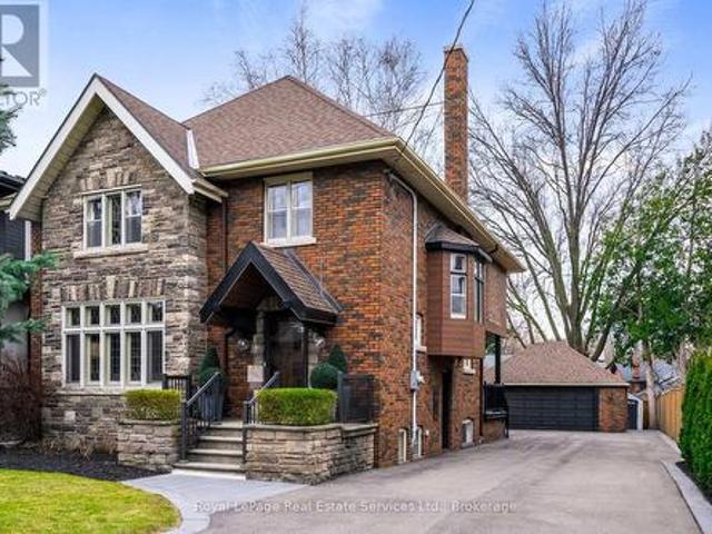 28 Thompson Avenue, Toronto Stonegate Queensway, ON, M8Z 3T3 house for lease | Listing ID W13511 | Royal LePage