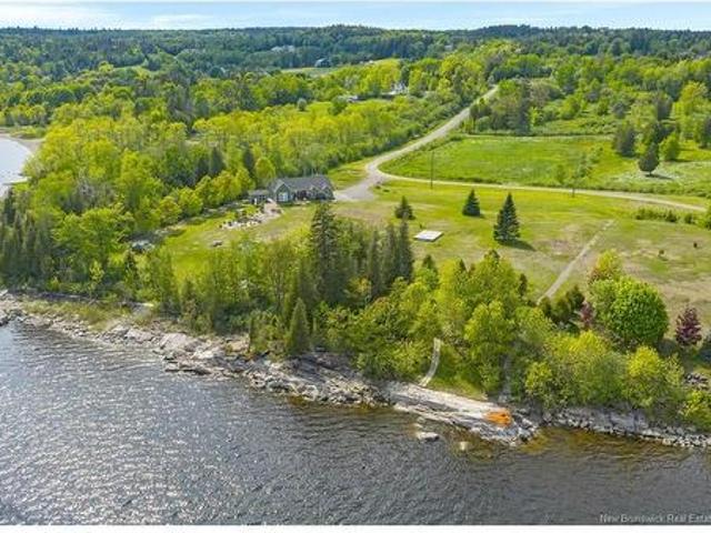 28 Vista Dr, Clifton Royal, NB, E5S 0A9 house for sale | Listing ID NB141108 | Royal LePage