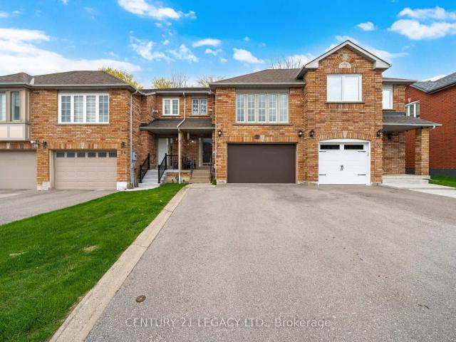 28 Wildfire Road, Woodbridge | For Sale @ $1,099,000 | Condos. Ca