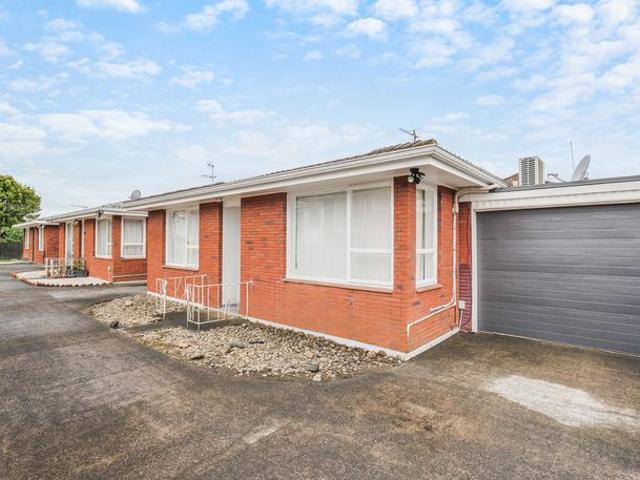 2/8 Akehurst Avenue, New Lynn, Waitakere City