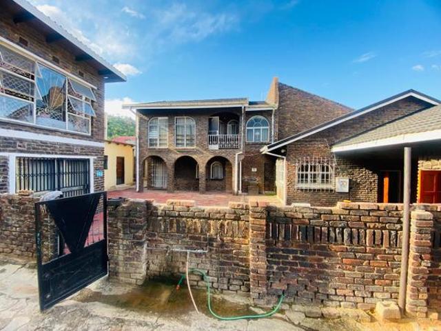 28 Bedroom House in Kanyamazane