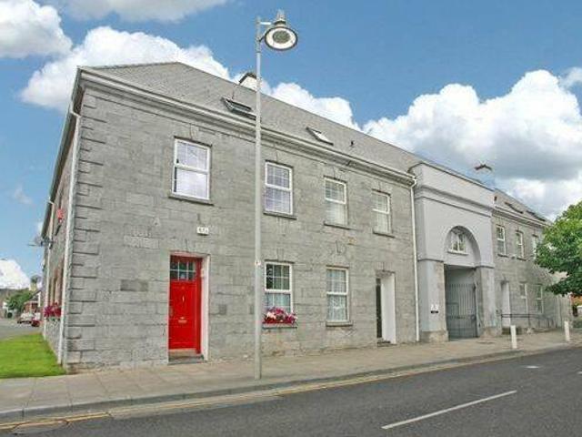 28 Castle Court Clancy Strand Co Limerick