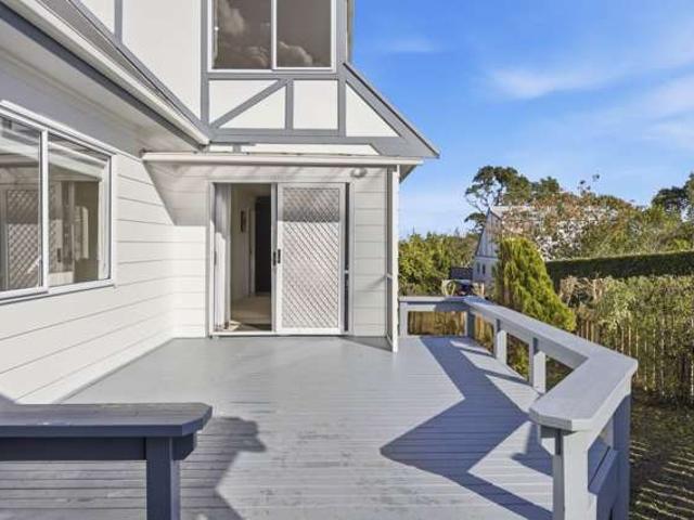 2/8 Chalmers Street, Avondale, Auckland City