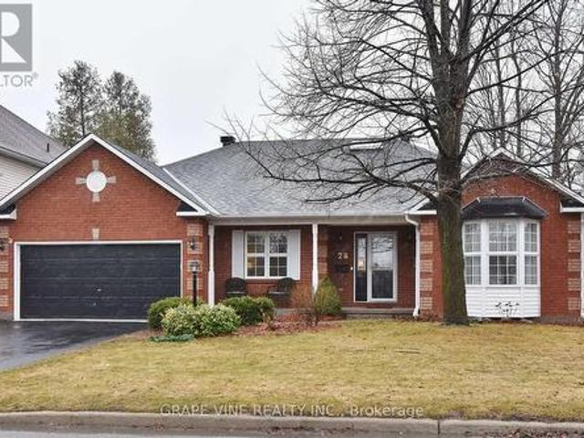28 Delamere Drive, Ottawa, ON, K2S 1G7 house for sale | Listing ID X13002 | Royal LePage