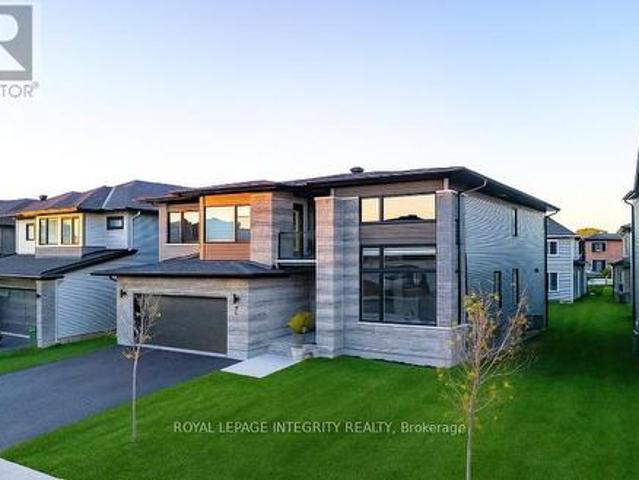 28 Dun Skipper Drive, Ottawa, ON, K1X 0J3 house for sale | Listing ID X13157 | Royal LePage