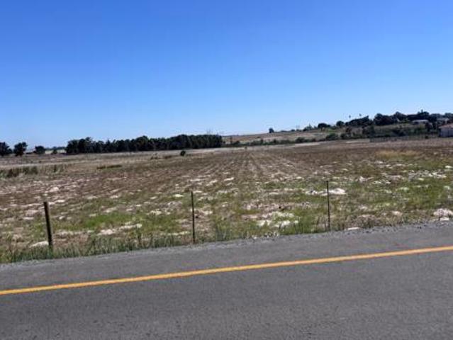28 ha Land available in Fisantekraal