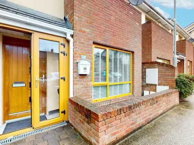 28 Hampton Wood Green, Finglas, Dublin 11, D11K512 is for sale