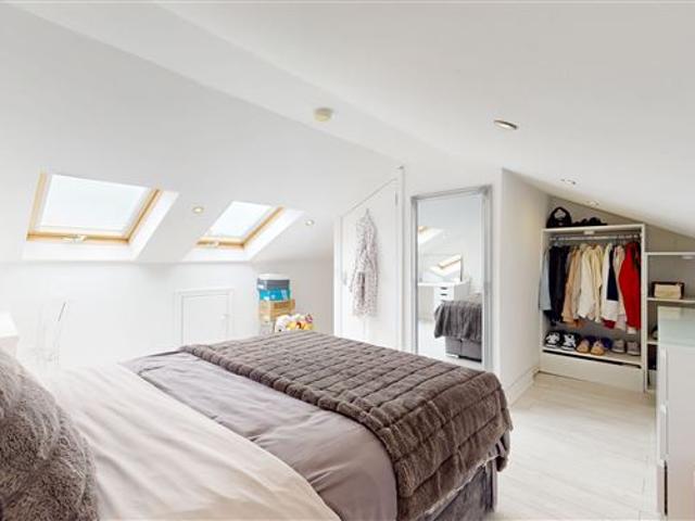 28 Hampton Wood Green, Finglas, Dublin 11 Dixon Residential Limited 4924 MyHome. Ie Residential