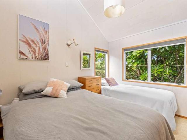 28 Kelly Street, Baylys Beach, Kaipara