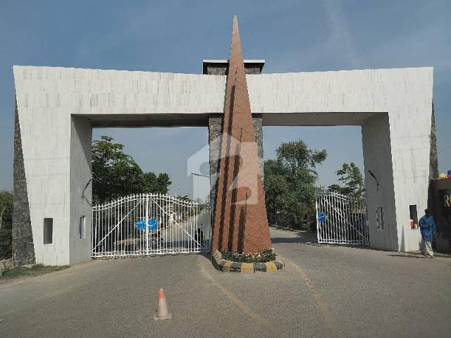28 Marla Residential Corner Plot For Sale Main 80 Ft Road
