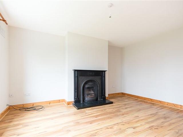 28 Marlfield, Enniscorthy, Co. Wexford Sherry FitzGerald O'Leary Kinsella 4920 MyHome. Ie Residential