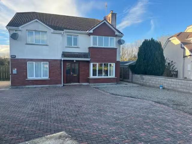 28 Meadowlands, Moangarriff, Clonmel, Co. Tipperary, E91D232 i.