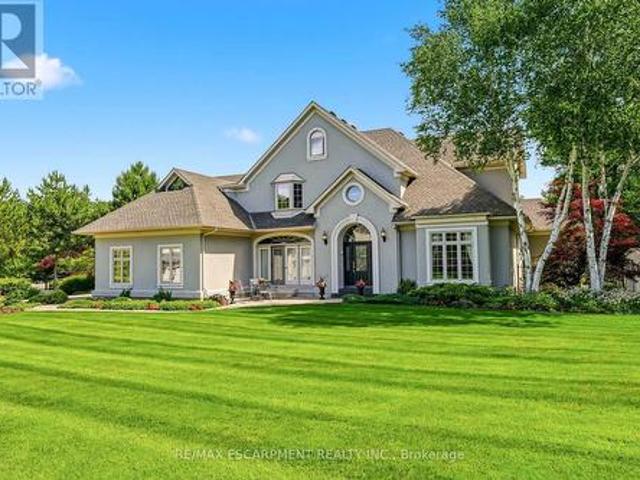 28 Millcreek Court, Hamilton, ON, L9G 4Z3 house for sale | Listing ID X13495 | Royal LePage