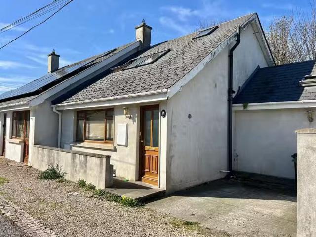 28 Millmount Grove, Dublin 14, Windy Arbour, Dublin 14, D14NX6.