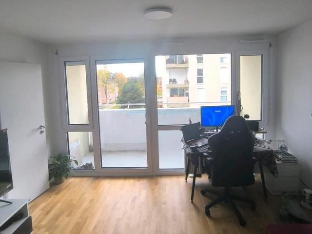 28. November 1925 bis 14. Januar 1926 Studiozimmer zu vermieten