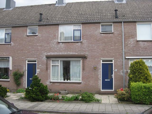 28, Piet van der Veldenstraat, 2371 TD, Roelofarendsveen