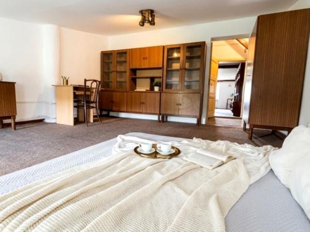 28 pułku strzelców Kaniowskich 43 m², Łódź