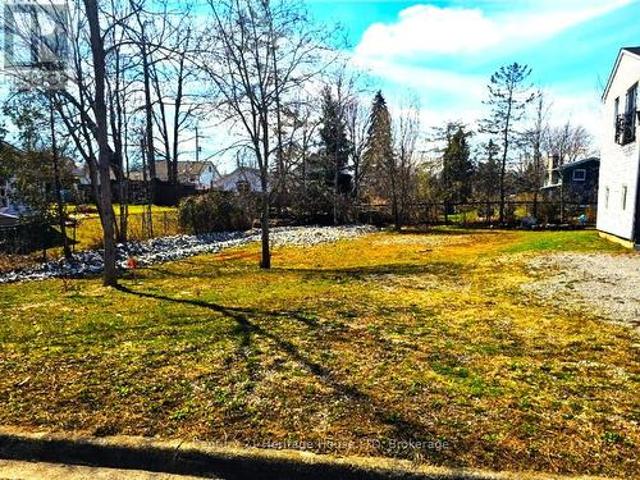 28 Radford Avenue W, Fort Erie Lakeshore, ON, L2A 5H5 vacant land for sale | Listing ID X12860 | Royal LePage