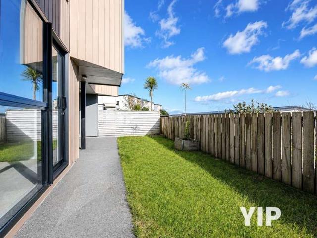 28 Red Beech Avenue, Woodridge, Wellington City